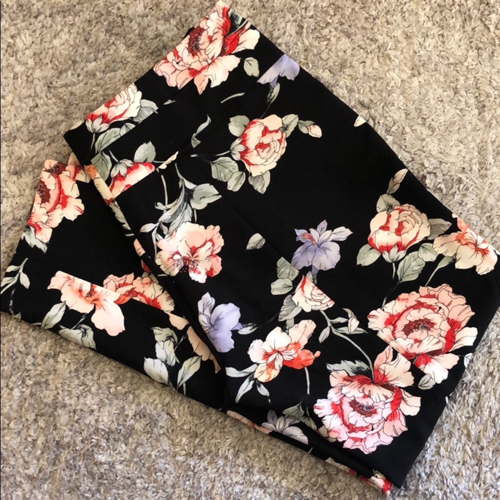 Adrianna Papell Floral Pants